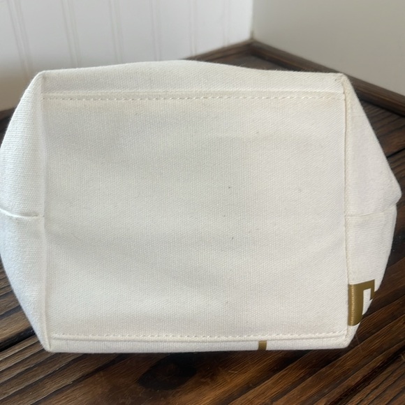 New Shu Uemura Super Mario Bros mini tote bag 2017 collectors item - Picture 4 of 6